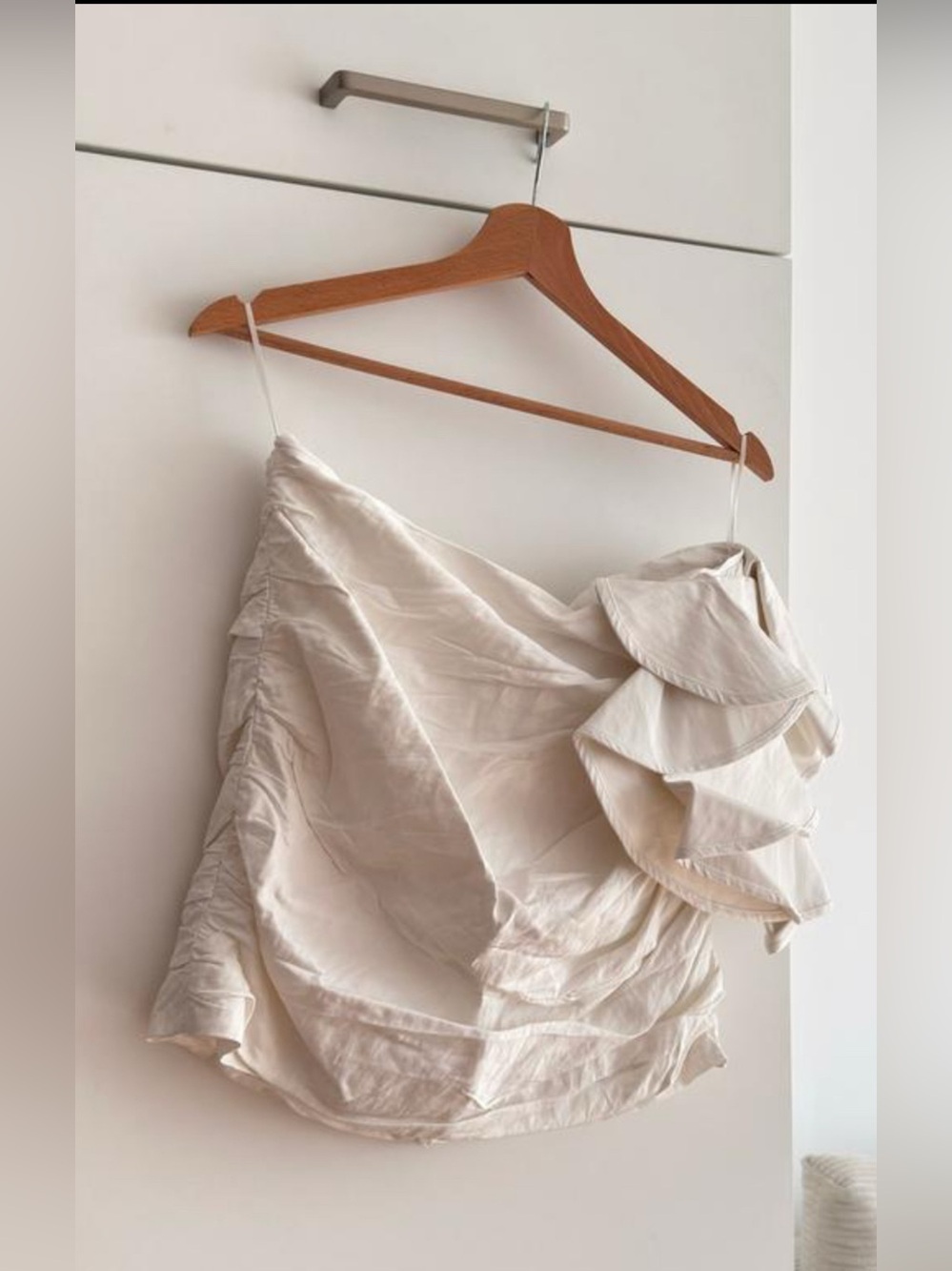 Zara ruffle skirt